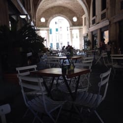 Bar Borsa - Outside seating