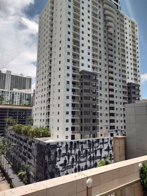 Four Seasons Hotel Miami by null