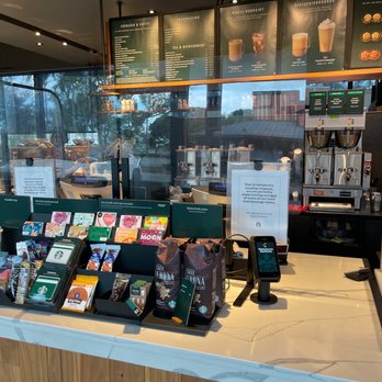 Starbucks - Coffee & Tea Near Me - Doral, Florida Starbucks - Coffee & Tea Near Me - Doral, Florida