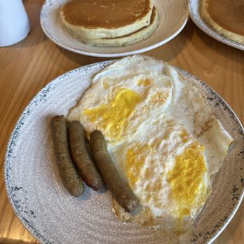 The Pancake Pantry - Venues & Event Spaces Near Me - Nashville, Tennessee The Pancake Pantry - Venues & Event Spaces Near Me - Nashville, Tennessee