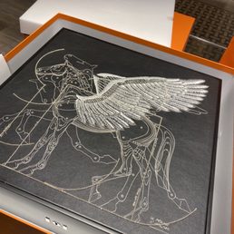 This was truly a unique piece. What could it be... This was truly a unique piece. What could it be...