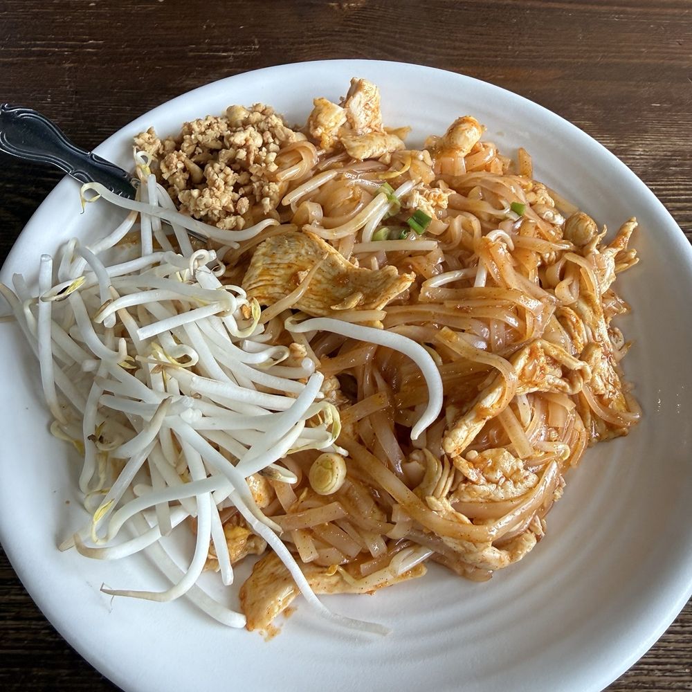 Thaitwist - Pad Thai - Thai Near Me - Chino Hills, California Thaitwist - Pad Thai - Thai Near Me - Chino Hills, California