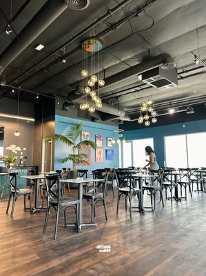 The Artist Tree Weed Dispensary & Lounge Hawthorne by null