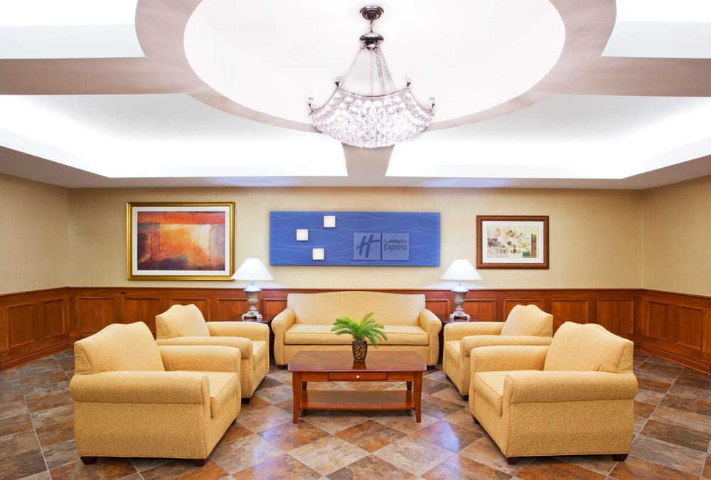 HOLIDAY INN EXPRESS & SUITES AUBURN HILLS Updated October 2024 19