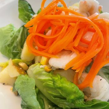 Commons Club - Truvy's Low Country Boil Salad. - Wine Bars Near Me - New Orleans, Louisiana Commons Club - Truvy's Low Country Boil Salad. - Wine Bars Near Me - New Orleans, Louisiana