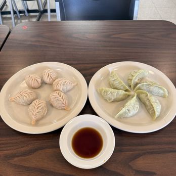Hong Dumpling House - Shrimp and kalbi mandu - Korean Near Me - Dallas, Texas Hong Dumpling House - Shrimp and kalbi mandu - Korean Near Me - Dallas, Texas