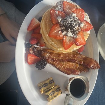 Astra Cafe - Pancakes - Cafes Near Me - Las Vegas, Nevada Astra Cafe - Pancakes - Cafes Near Me - Las Vegas, Nevada
