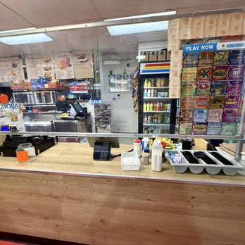 Granny's Donuts - Order & Pick-Up Counter - Donuts Near Me - Bellflower, California