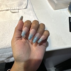 Amor Spa Nails & Lashes - In the making : o