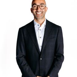 Vision Care Associates - Brookings - Dr. Jarrell Freitag