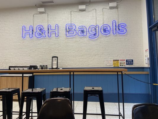 H&H Bagels by null