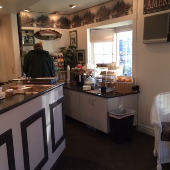 Ruby Inn-Magnuson - Time for coffee - Hotels Near Me - Bridgeport, California