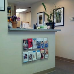 Dr Lin`s office Dr Lin`s office