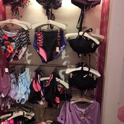 Victoria's Secret & PINK