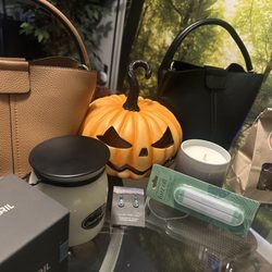 Emmy Lou's - These purses are so cute!
