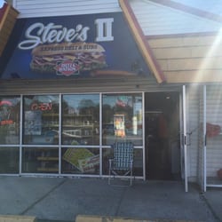 Steve's Mini Market & Store - Outside