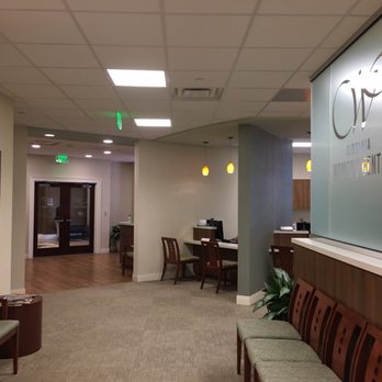 Virginia Women's Center - Entrance and waiting area - Obstetricians & Gynecologists Near Me - Midlothian, Virginia Virginia Women's Center - Entrance and waiting area - Obstetricians & Gynecologists Near Me - Midlothian, Virginia