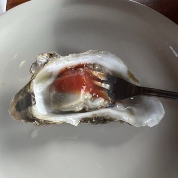 Moby Dick Restaurant - Yum! - American Near Me - Santa Barbara, California