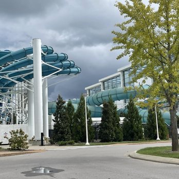 SoundWaves - Slides - Water Parks Near Me - Nashville, Tennessee