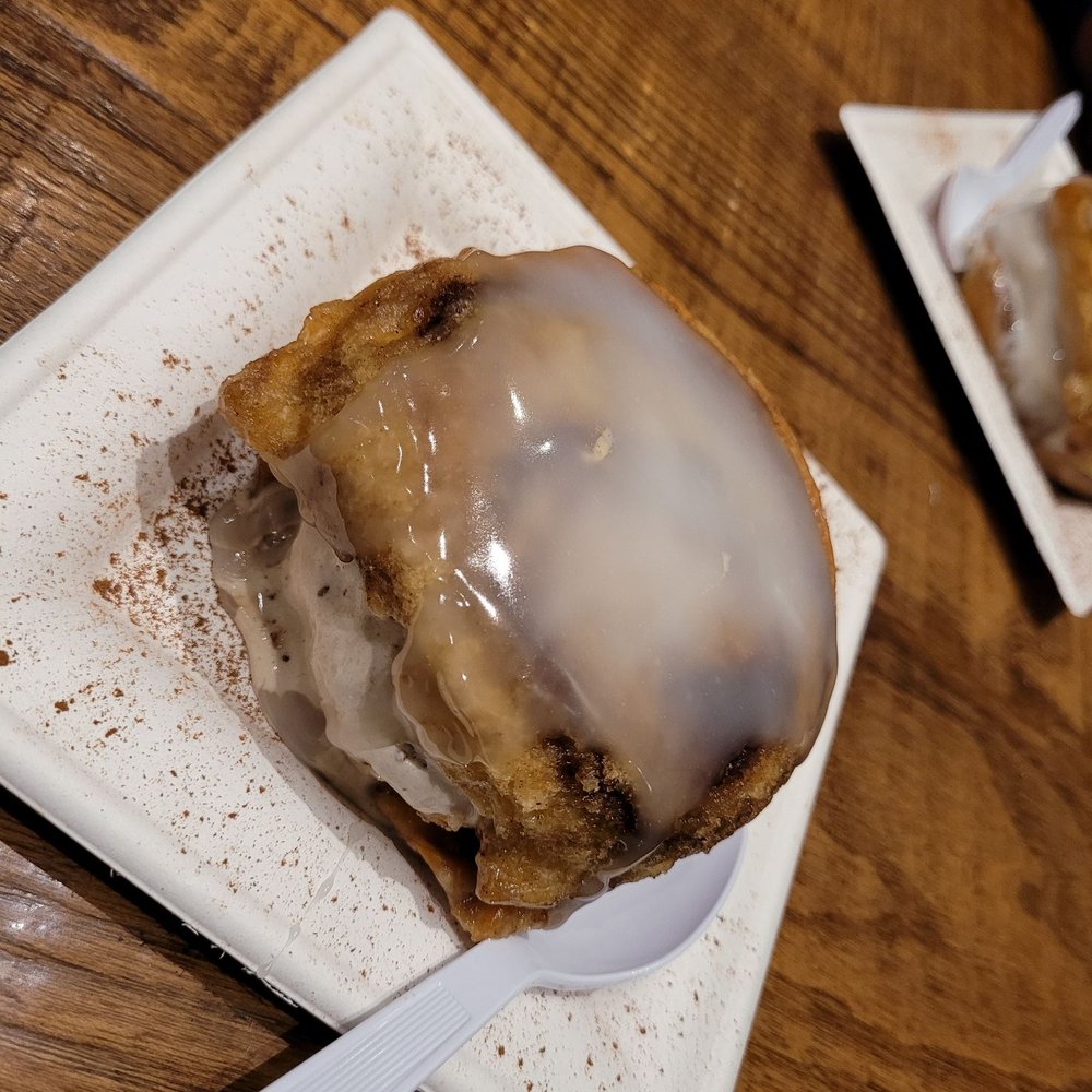 Fox Meadows Creamery - Baked Fox ( Cinnamon Bun) - Ice Cream & Frozen Yogurt Near Me - Ephrata, Pennsylvania Fox Meadows Creamery - Baked Fox ( Cinnamon Bun) - Ice Cream & Frozen Yogurt Near Me - Ephrata, Pennsylvania