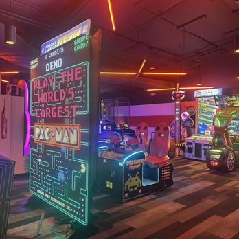 Lucky Strike Alameda - Games - Venues & Event Spaces Near Me - Alameda, California Lucky Strike Alameda - Games - Venues & Event Spaces Near Me - Alameda, California