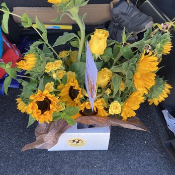 Diosa Blooms - What I actually got - Florists Near Me - San Francisco, California Diosa Blooms - What I actually got - Florists Near Me - San Francisco, California