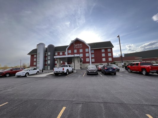 Farmhouse Restaurant by null