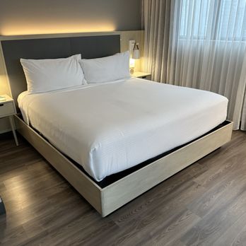 Element Miami Brickell - Hotels Near Me - Miami, Florida Element Miami Brickell - Hotels Near Me - Miami, Florida