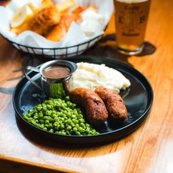 Lucky Baldwins - Delirium Pub - Bangers and Mash