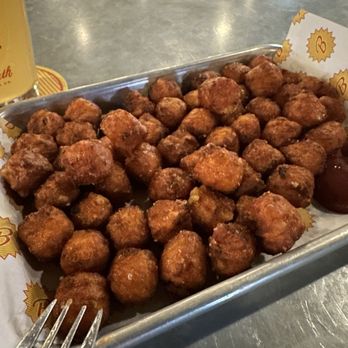 Bricksworth Beer Co - Sweet potato tots - Brewpubs Near Me - Minneapolis, Minnesota