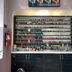 New Nail House - Nail color selection