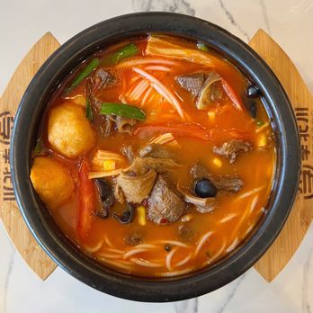 Ji Bei Chuan Noodles - R4. Tomato Beef Brisket Rice Noodles - Noodles Near Me - Queens, New York Ji Bei Chuan Noodles - R4. Tomato Beef Brisket Rice Noodles - Noodles Near Me - Queens, New York