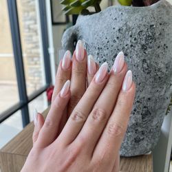 Bella Vie Nails & Spa