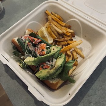 Pacific Catch - $30 z. What a joke. - Seafood Near Me - San Francisco, California