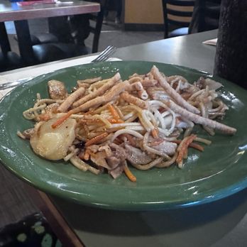 HuHot Mongolian Grill - Chinese Near Me - Coralville, Iowa HuHot Mongolian Grill - Chinese Near Me - Coralville, Iowa