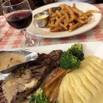 Bistrot Du Coin - this steak superb and the mushroom sauce on it all was a unholy good - French Near Me - Washington, DC, District of Columbia Bistrot Du Coin - this steak superb and the mushroom sauce on it all was a unholy good - French Near Me - Washington, DC, District of Columbia