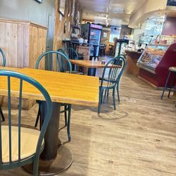 Blue Moon Cafe - General layout