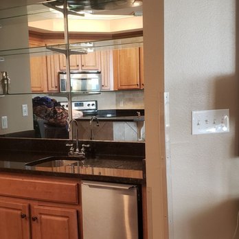 Phoenix East II - Bar w/ice maker... - Hotels Near Me - Orange Beach, Alabama