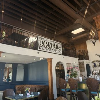 Drakes - Inside - New American Near Me - San Carlos, California Drakes - Inside - New American Near Me - San Carlos, California