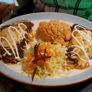 Mariachi's Restaurant - Mexican Near Me - Toronto, Ontario