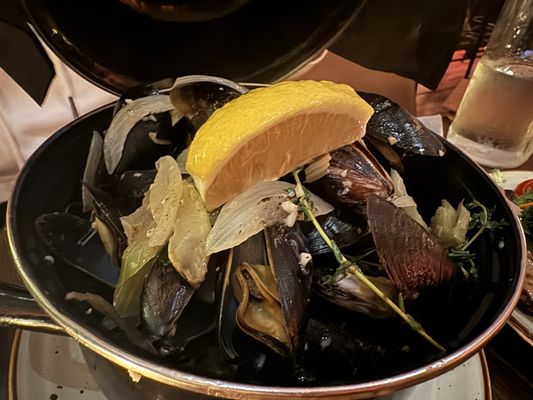 BKB | Brooklyn Brasserie by null