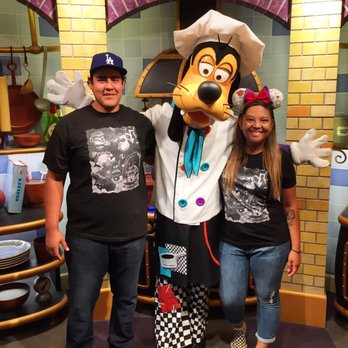 Goofy's Kitchen - October 2015, anniversary! - American Near Me - Anaheim, California