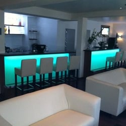 L-Lounge