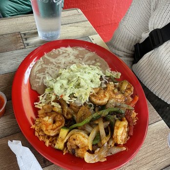 Guacamole Mexican Grill - Shrimp with mushrooms - Mexican Near Me - Lyman, South Carolina