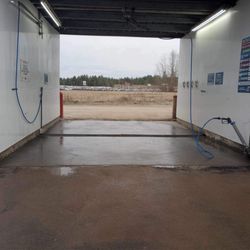 Lady Bug Carwash - Self service bays
