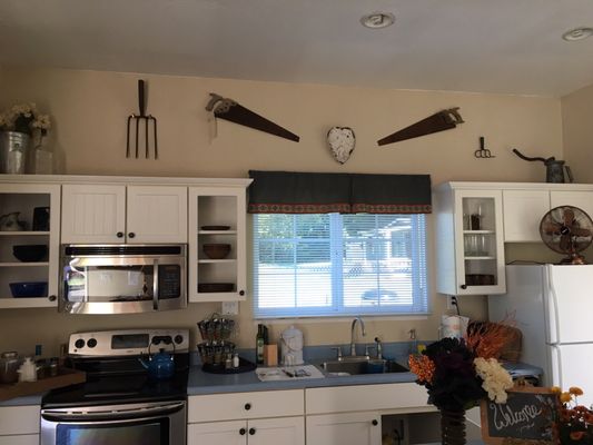 Sweet Springs Family Farm by null