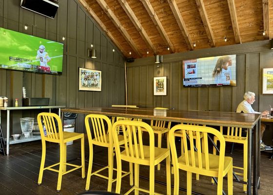 Highlands Smokehouse by null