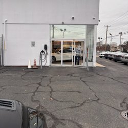 Platinum Volkswagen - Owner after I was thrown out and asked never to return after purchasing a 2026 SUV from them three weeks ago.