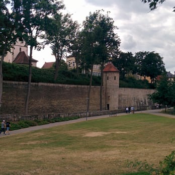 Grünanlage Unterer Wall - Landmarks & Historical Buildings Near Me - Schweinfurt, BY