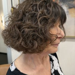 Raymond Robert Salon